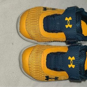 Under armour shoes size 6